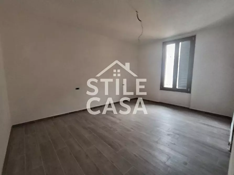 Immagine 16 di Appartamento in vendita  a Montecatini Terme