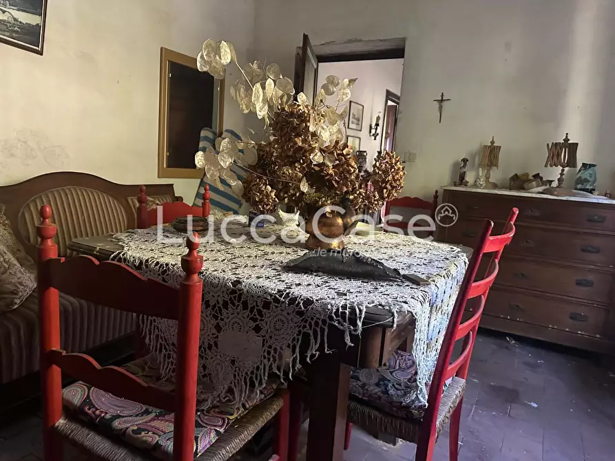 Immagine 16 di Villa in vendita  a Borgo A Mozzano