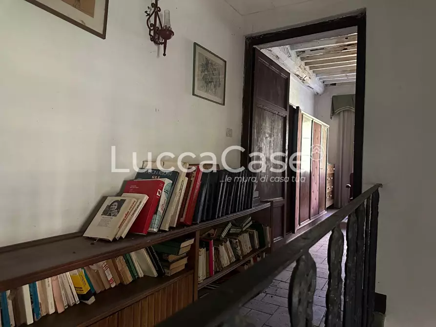 Immagine 20 di Villa in vendita  a Borgo A Mozzano