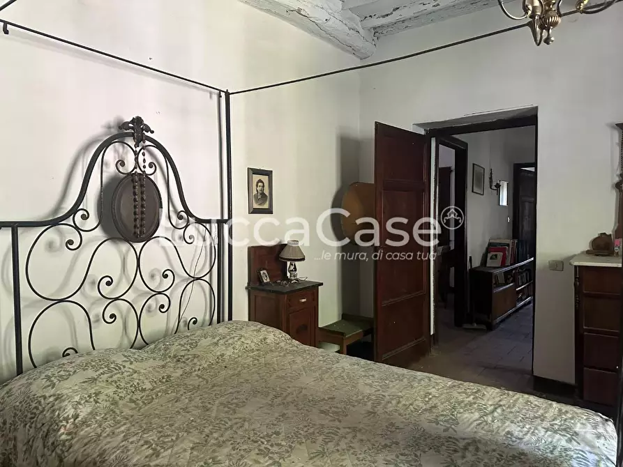 Immagine 23 di Villa in vendita  a Borgo A Mozzano