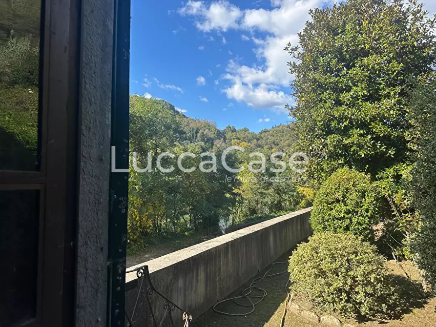 Immagine 42 di Villa in vendita  a Borgo A Mozzano
