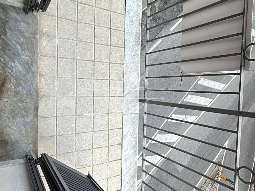 Immagine 10 di Porzione di casa in vendita  a Massa