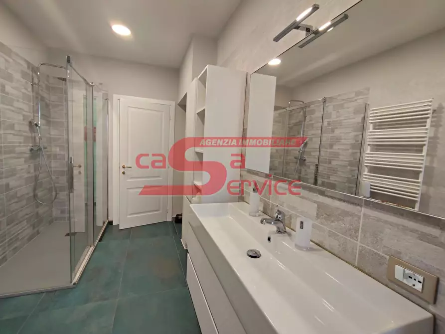 Immagine 11 di Appartamento in vendita  a Montecatini Terme