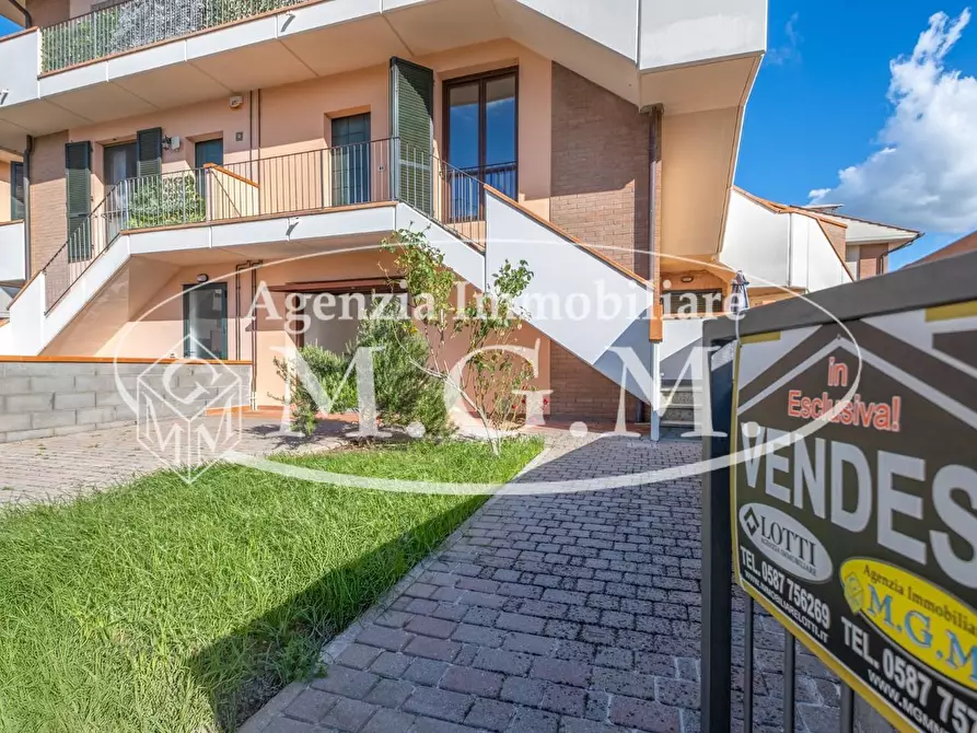 Immagine 2 di Appartamento in vendita  a Calcinaia