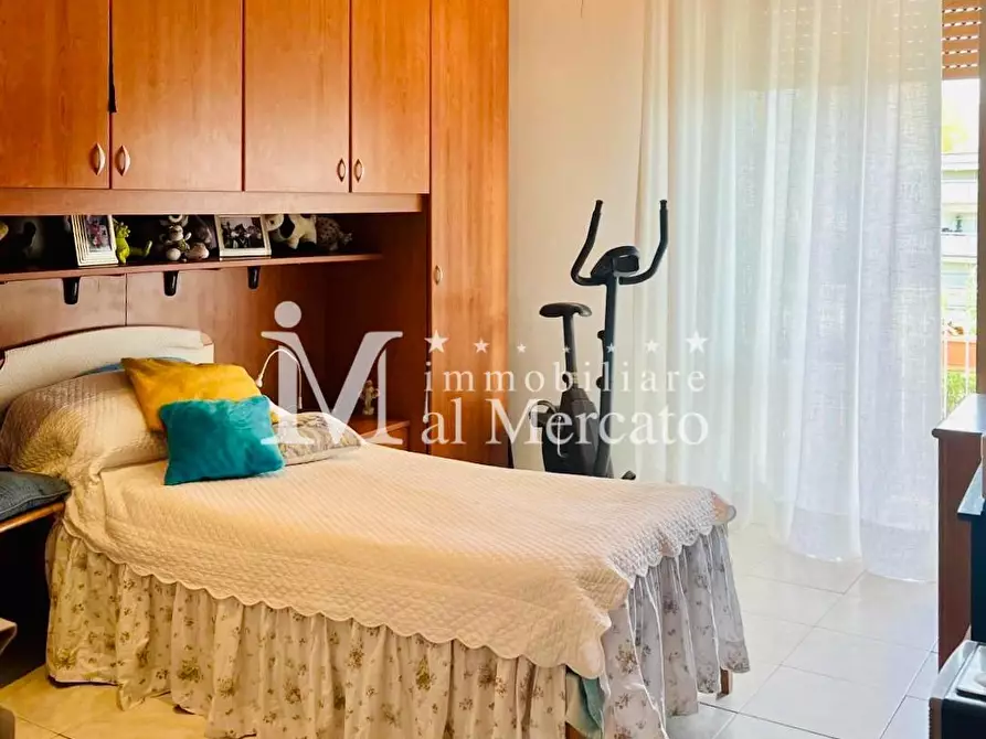 Immagine 26 di Appartamento in vendita  a Viareggio