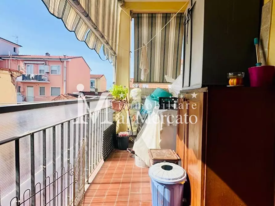 Immagine 16 di Appartamento in vendita  a Viareggio