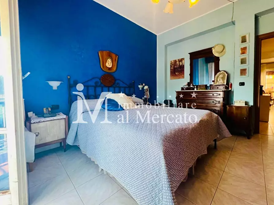 Immagine 22 di Appartamento in vendita  a Viareggio