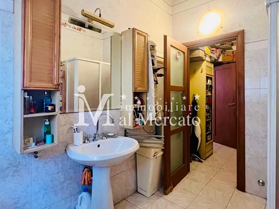 Immagine 33 di Appartamento in vendita  a Viareggio