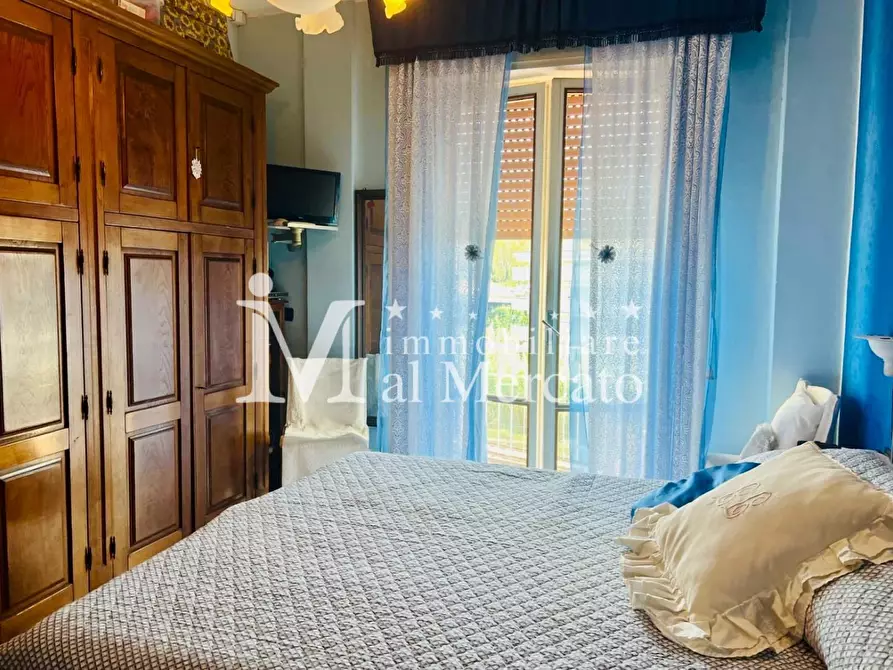 Immagine 17 di Appartamento in vendita  a Viareggio