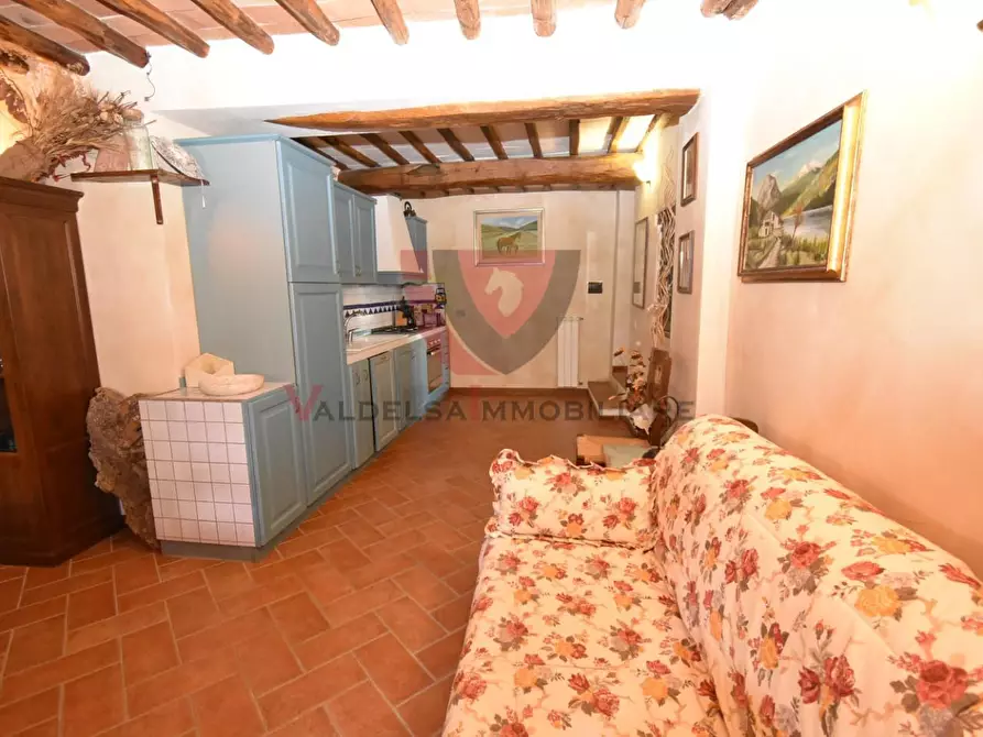 Immagine 4 di Appartamento in vendita  a Gaiole In Chianti