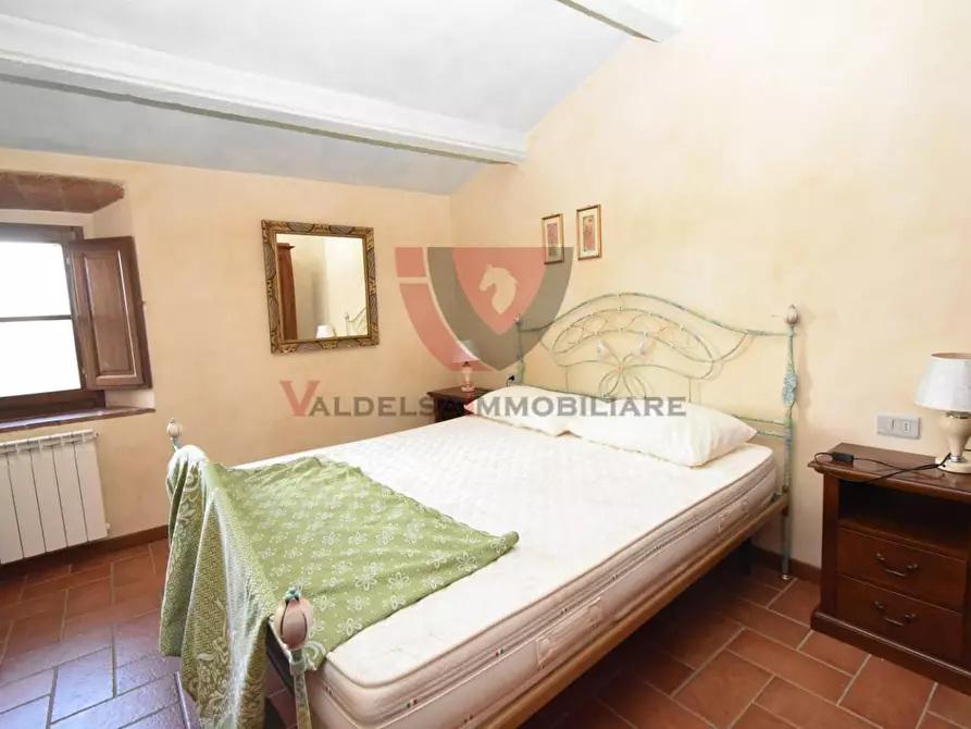 Immagine 23 di Appartamento in vendita  a Gaiole In Chianti