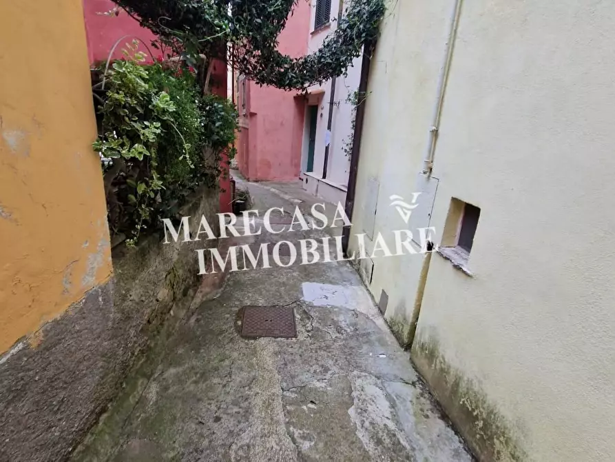 Immagine 5 di Appartamento in vendita  a Ameglia