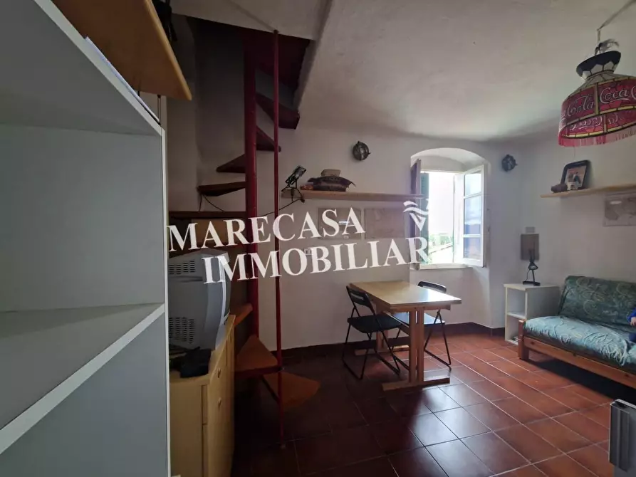 Immagine 9 di Appartamento in vendita  a Ameglia