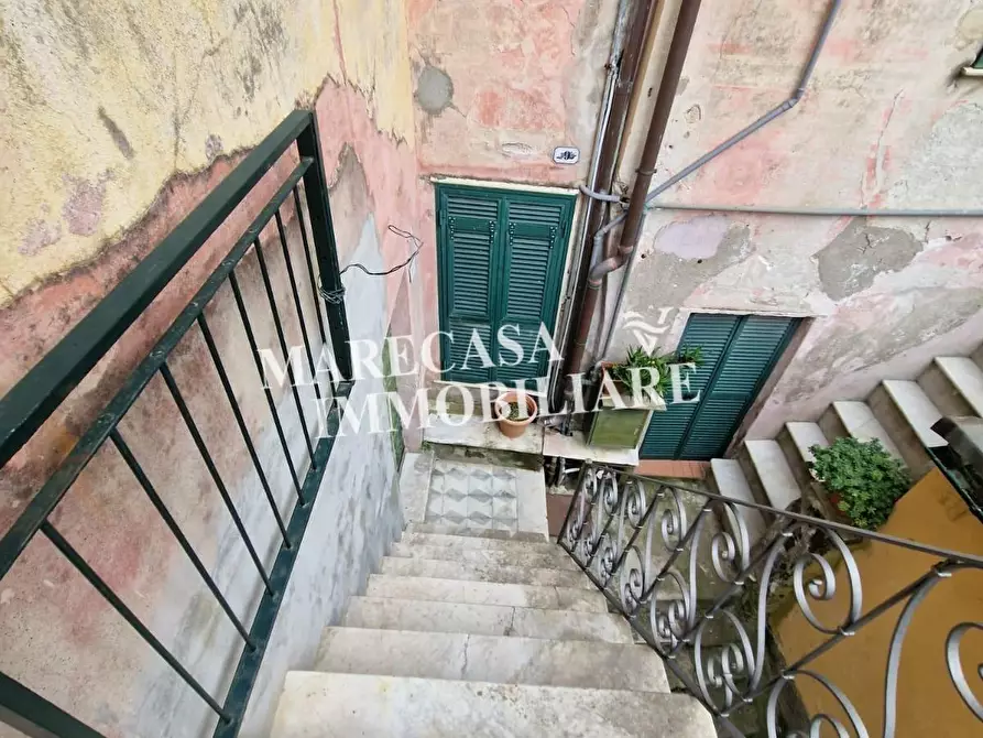 Immagine 6 di Appartamento in vendita  a Ameglia