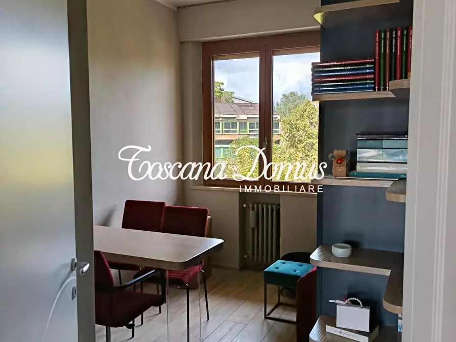 Immagine 8 di Appartamento in vendita  a Siena