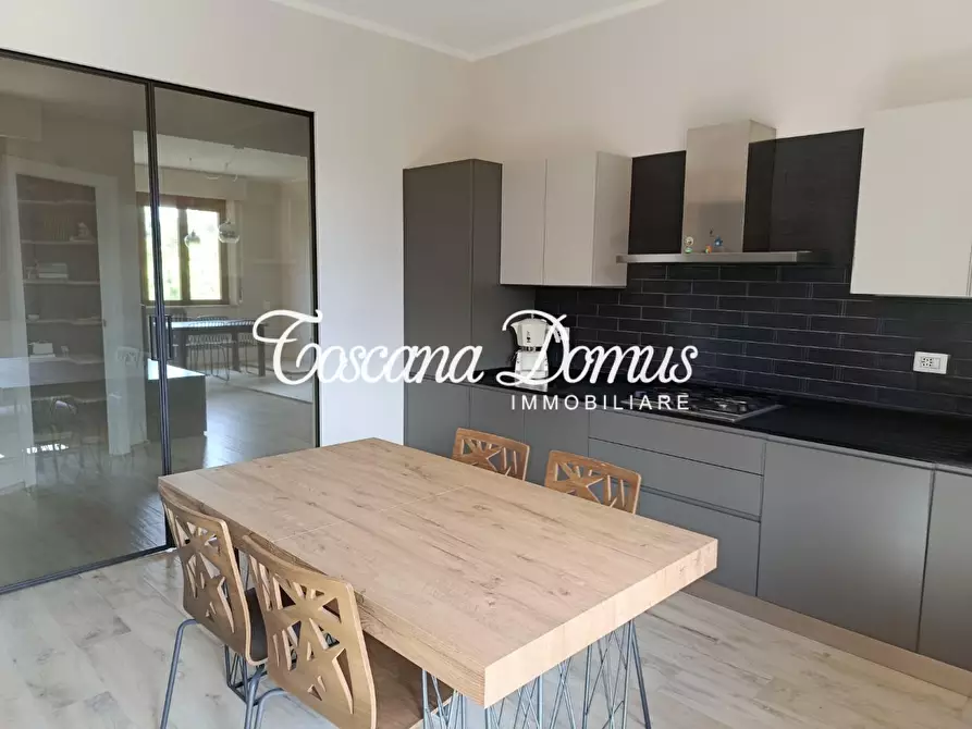 Immagine 5 di Appartamento in vendita  a Siena