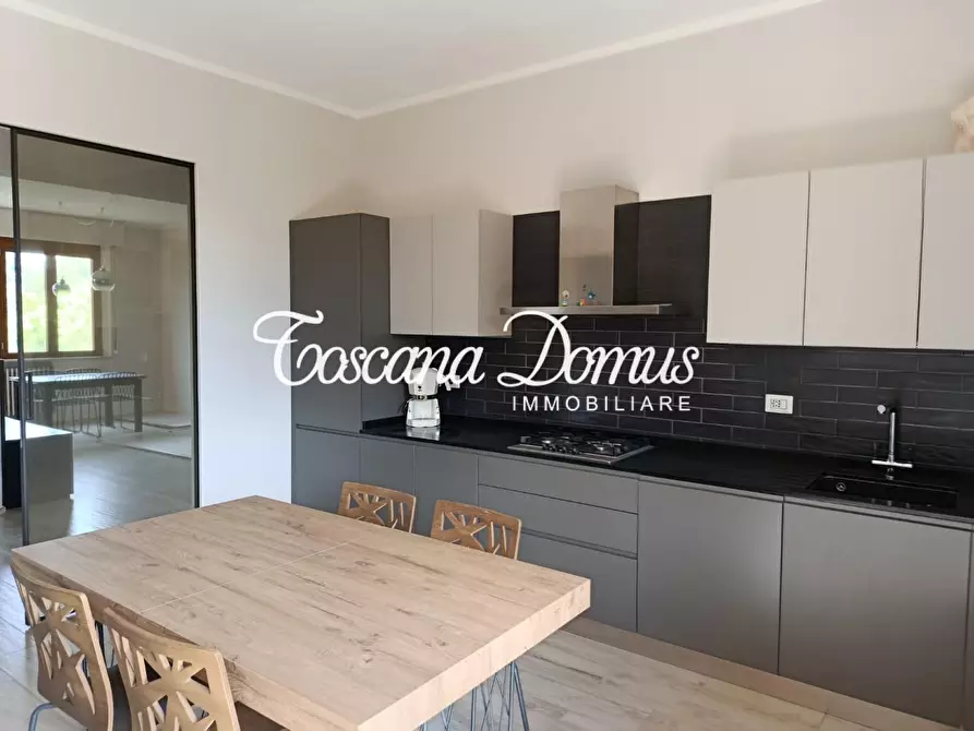 Immagine 6 di Appartamento in vendita  a Siena