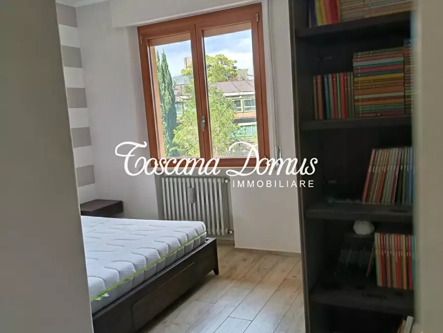 Immagine 12 di Appartamento in vendita  a Siena