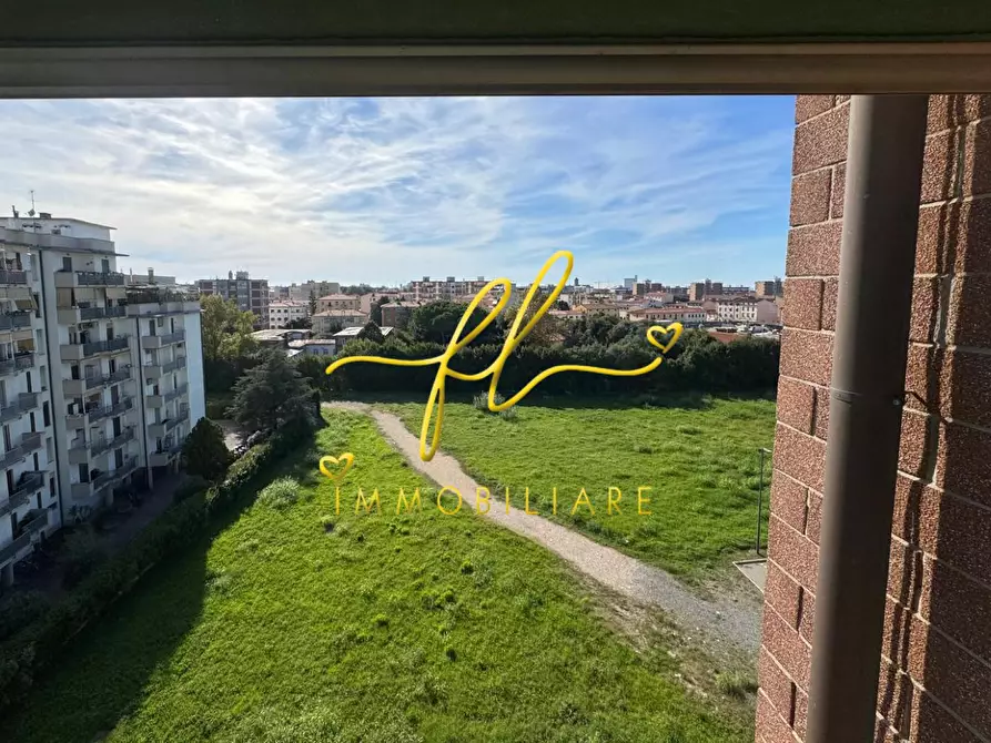 Immagine 17 di Appartamento in vendita  a Livorno