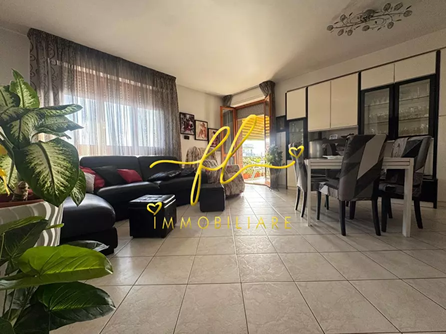 Immagine 6 di Appartamento in vendita  a Livorno