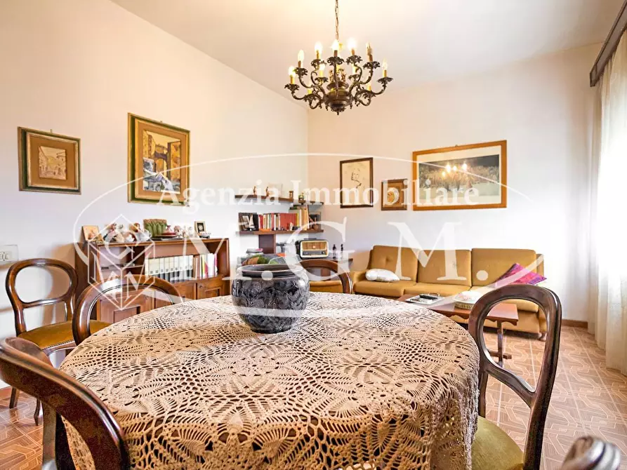 Immagine 11 di Casa indipendente in vendita  a Capannori