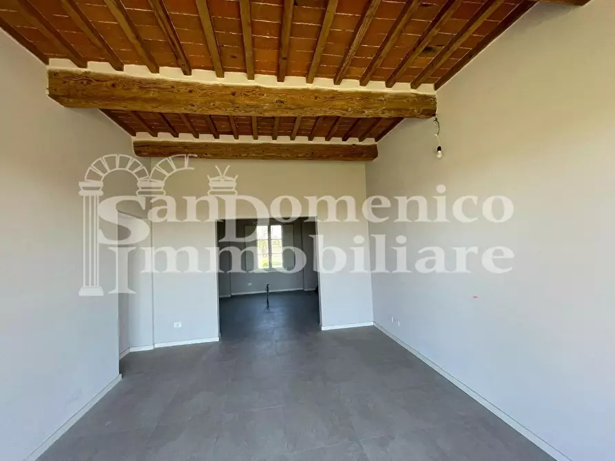 Immagine 25 di Villa in vendita  a Pisa