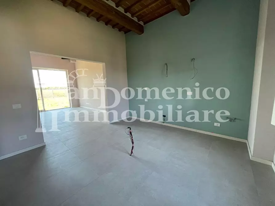 Immagine 13 di Villa in vendita  a Pisa