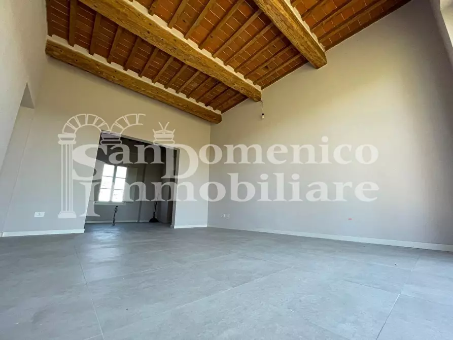 Immagine 23 di Villa in vendita  a Pisa
