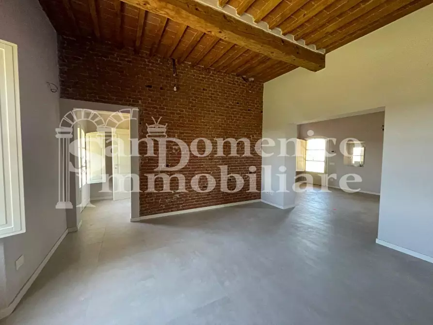 Immagine 7 di Villa in vendita  a Pisa