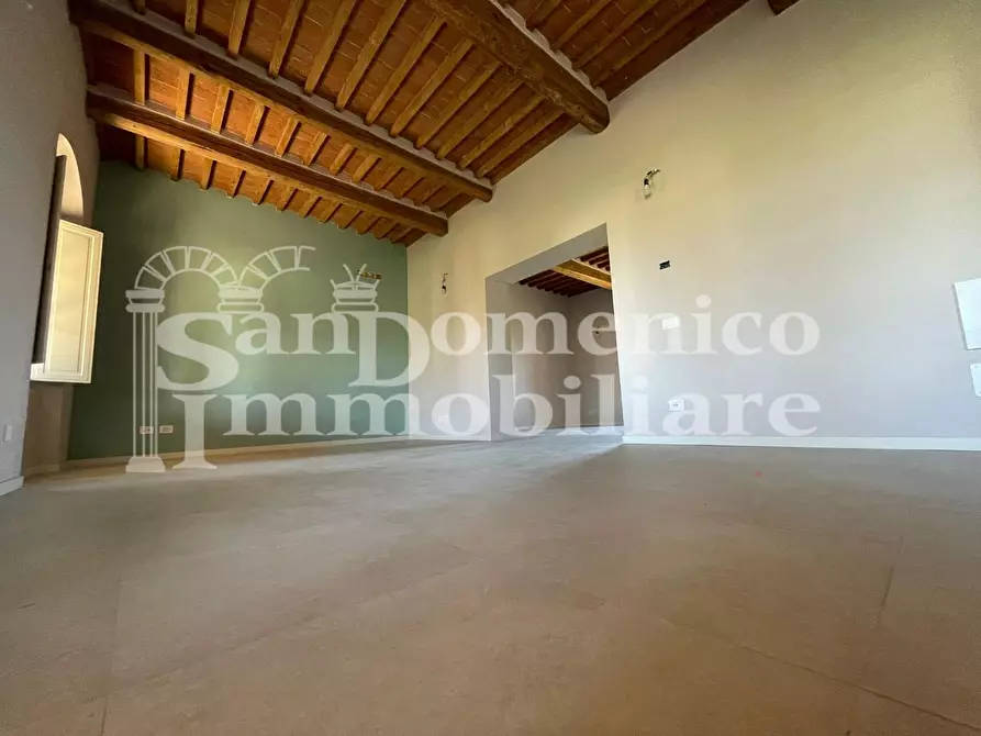 Immagine 21 di Villa in vendita  a Pisa