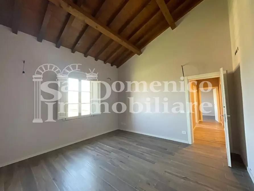 Immagine 34 di Villa in vendita  a Pisa