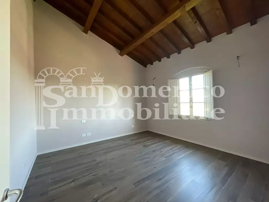 Immagine 38 di Villa in vendita  a Pisa