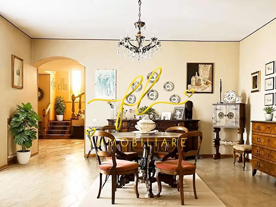 Immagine 4 di Villa in vendita  a Castelnuovo Val Di Cecina