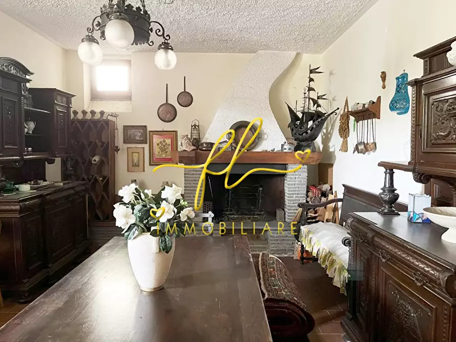 Immagine 28 di Villa in vendita  a Castelnuovo Val Di Cecina