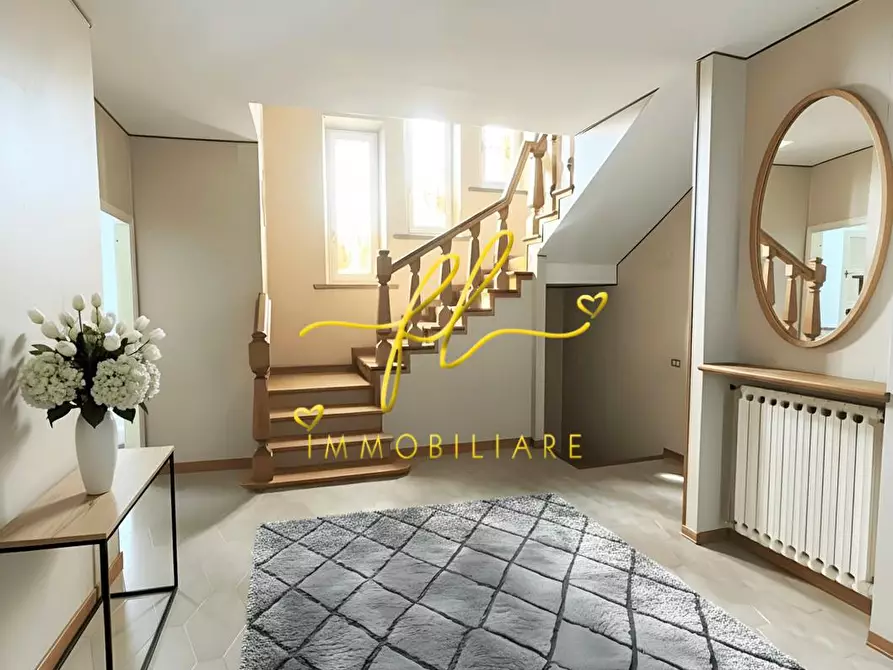 Immagine 16 di Villa in vendita  a Castelnuovo Val Di Cecina