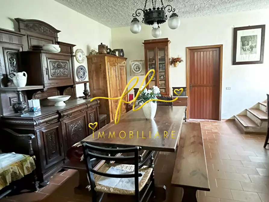 Immagine 27 di Villa in vendita  a Castelnuovo Val Di Cecina