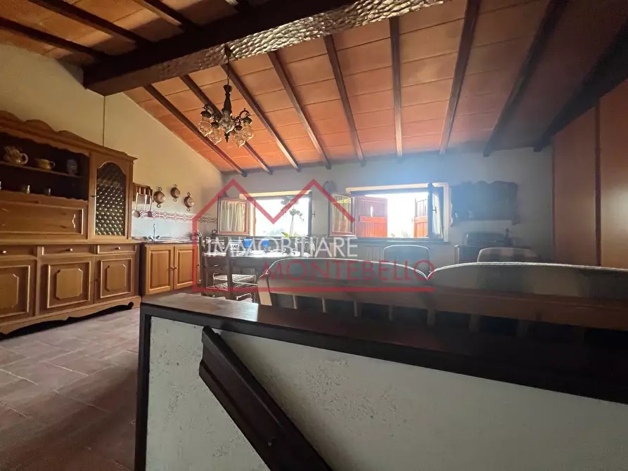 Immagine 14 di Villa in vendita  a Camaiore