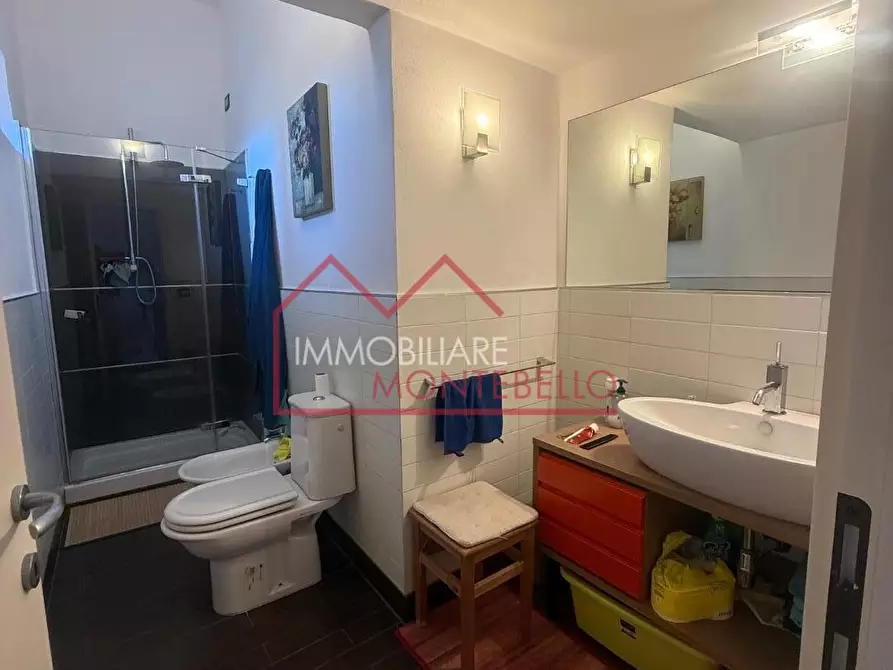 Immagine 11 di Appartamento in vendita  a Camaiore