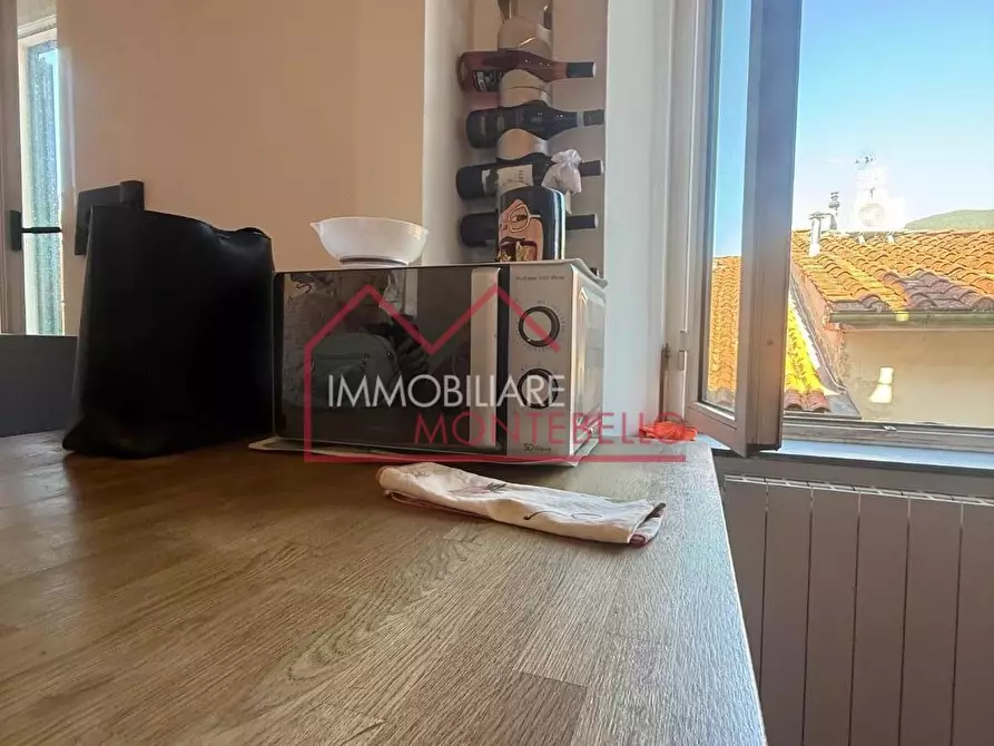 Immagine 5 di Appartamento in vendita  a Camaiore