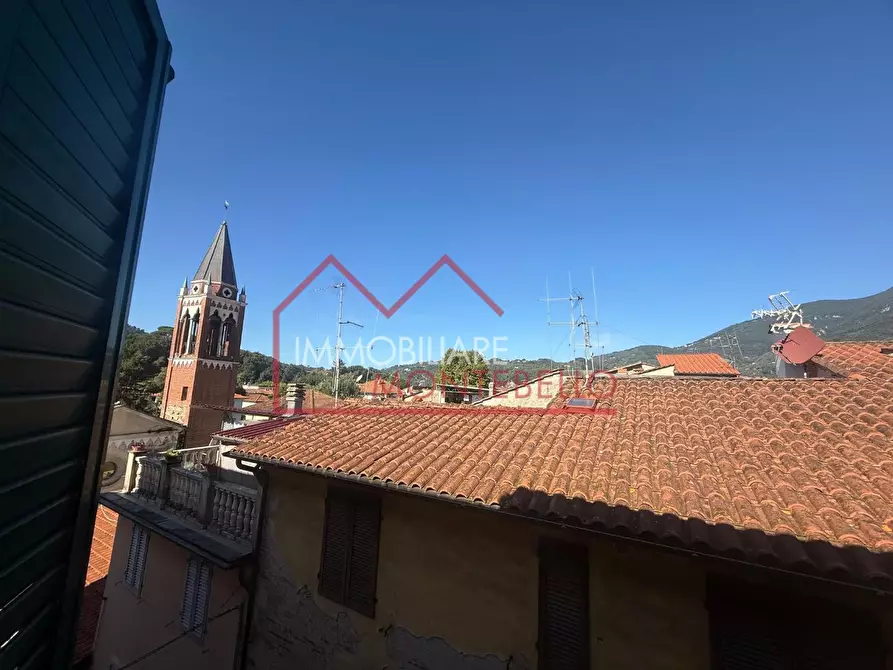 Immagine 10 di Appartamento in vendita  a Camaiore