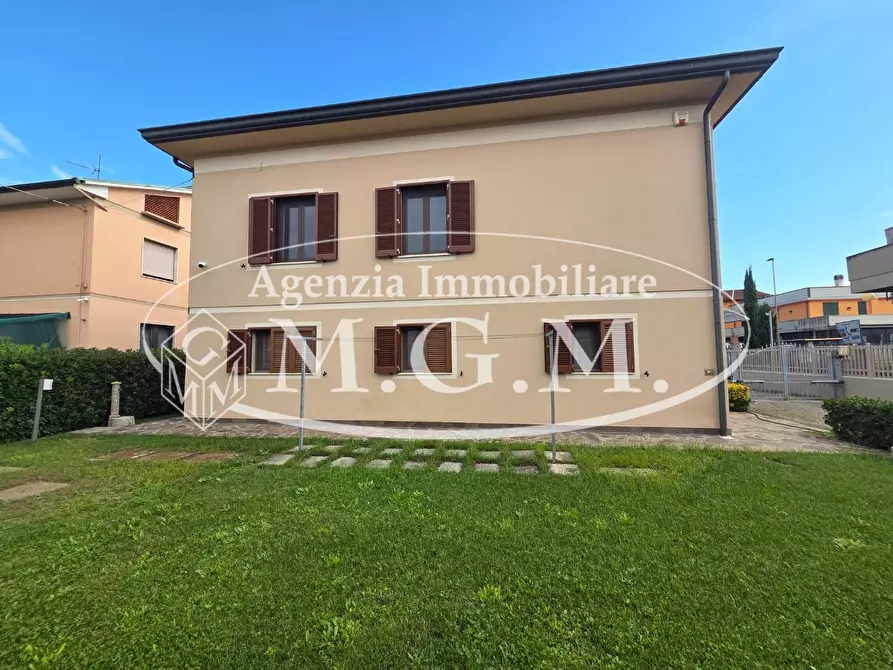 Immagine 39 di Casa indipendente in vendita  a Santa Croce Sull'arno