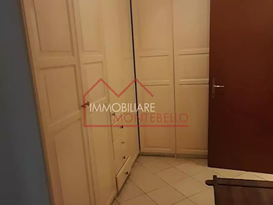 Immagine 2 di Appartamento in vendita  a Camaiore