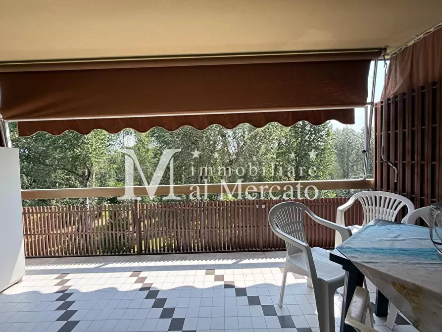 Immagine 7 di Appartamento in vendita  a Viareggio