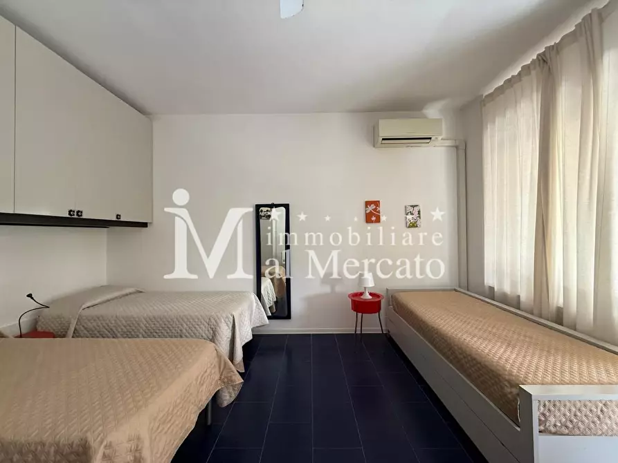 Immagine 23 di Appartamento in vendita  a Viareggio