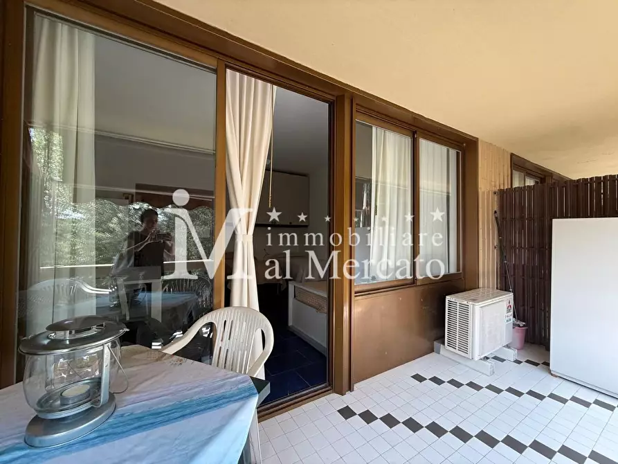 Immagine 8 di Appartamento in vendita  a Viareggio