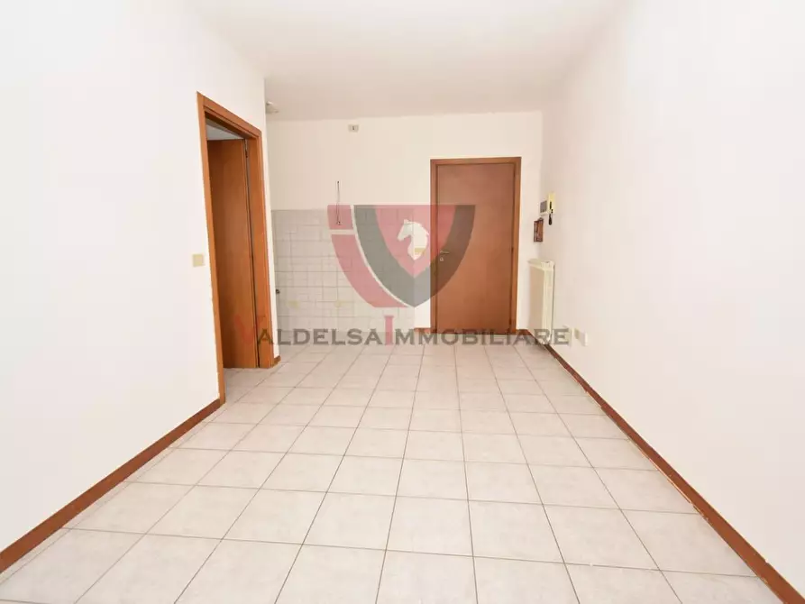 Immagine 8 di Appartamento in vendita  a Colle Di Val D'elsa