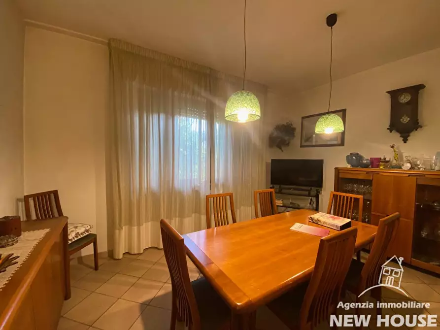 Immagine 11 di Villa in vendita  a San Giuliano Terme