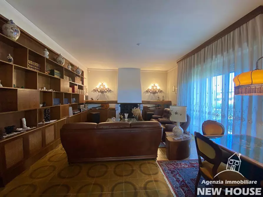 Immagine 24 di Villa in vendita  a San Giuliano Terme