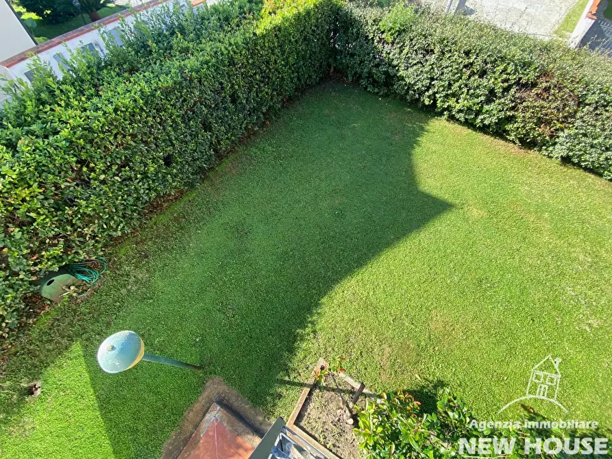 Immagine 41 di Villa in vendita  a San Giuliano Terme