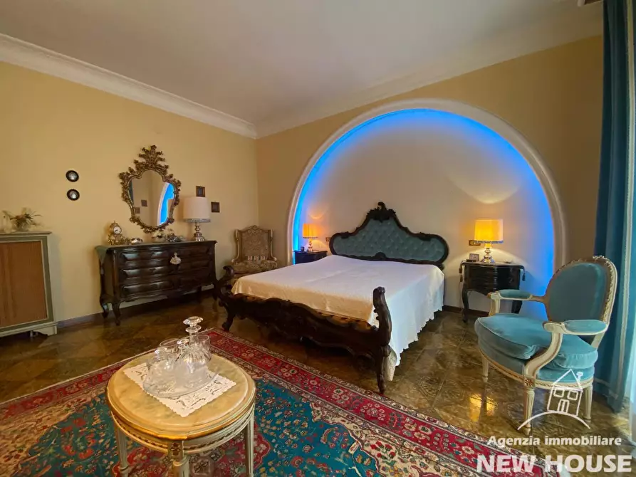 Immagine 37 di Villa in vendita  a San Giuliano Terme